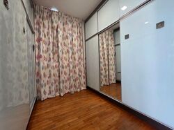 Robey Crescent (D19), Semi-Detached #512461301